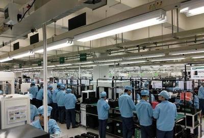 互聯網品牌扎堆線下渠道，卻為何還是干不過OPPO？